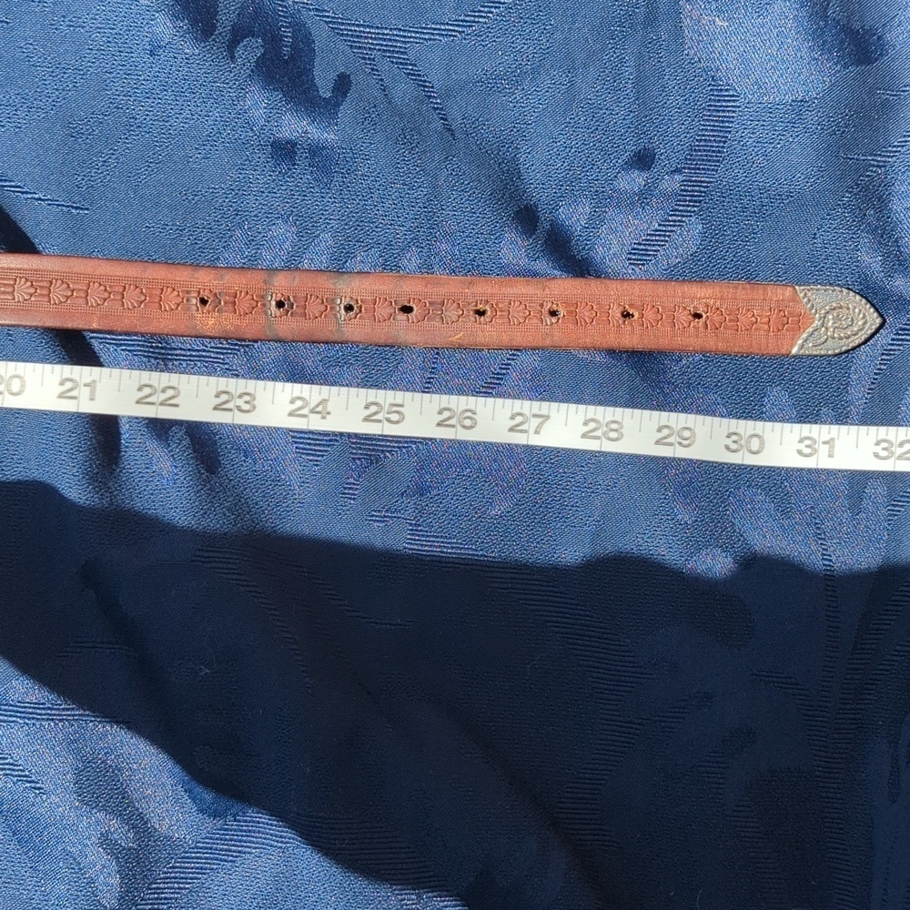 Vintage Belt - Picture 4 of 12